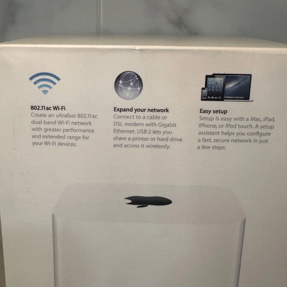 Apple AirPort Extreme 802.11ac A1521 (6th Generation) w/ Power Cord & Box Router